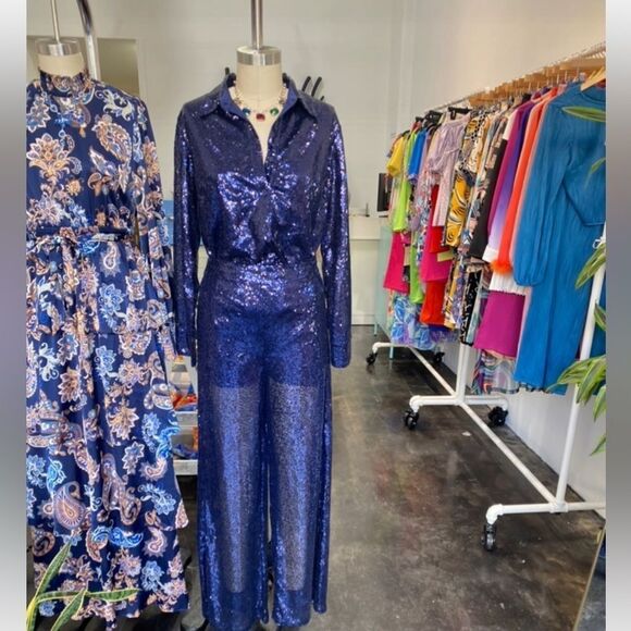New sequined blouse and pants set